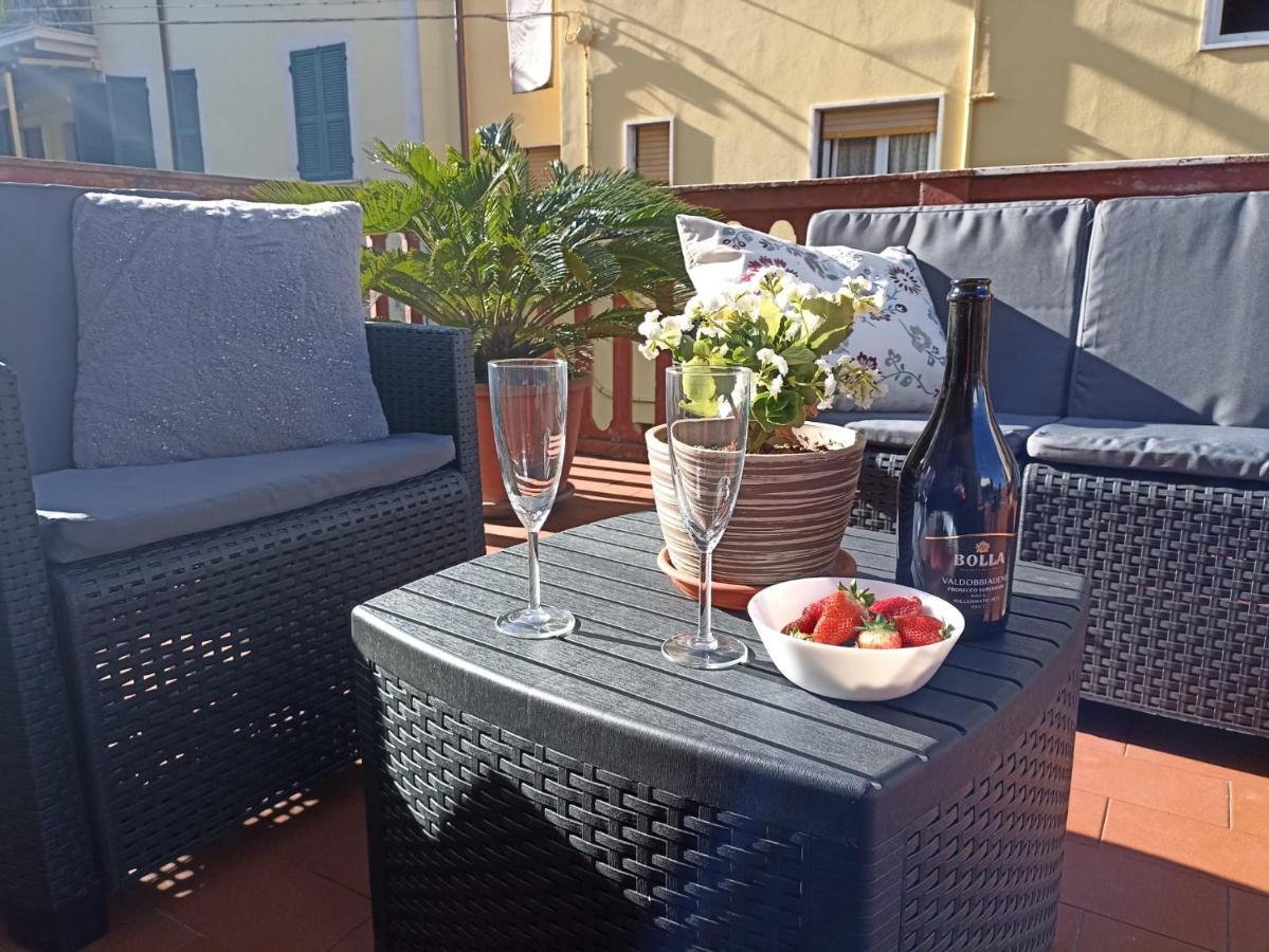 Ferienwohnung La Casa Di Ele, Parcheggio Privato Gratuito La Spezia Exterior foto